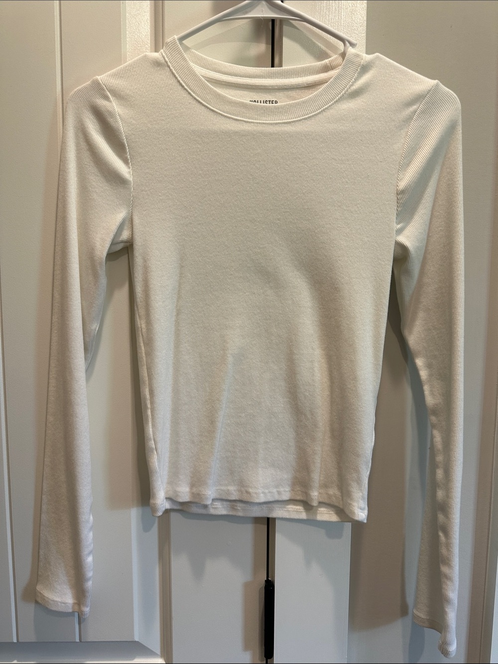 Hollister White Long Sleeve Ribbed Crewneck Top
